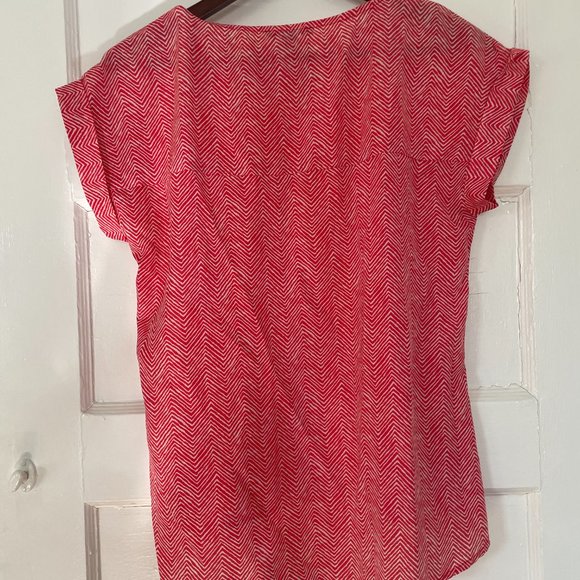 Red patterned blouse - Picture 2 of 5